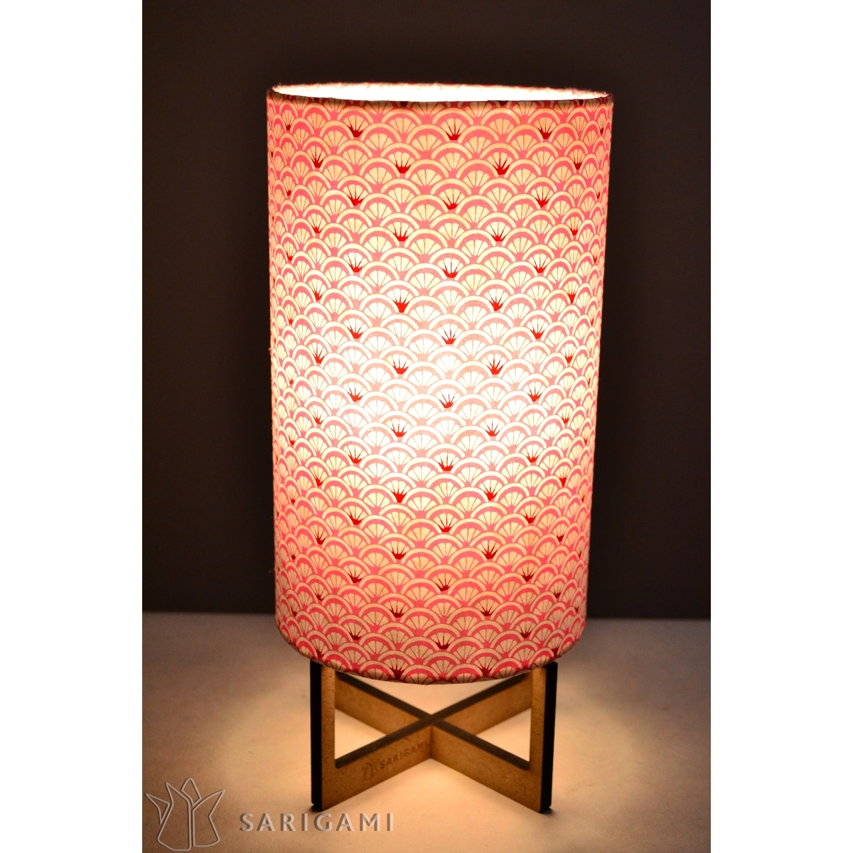 Lampe vagues roses, socle médium | SARIGAMI